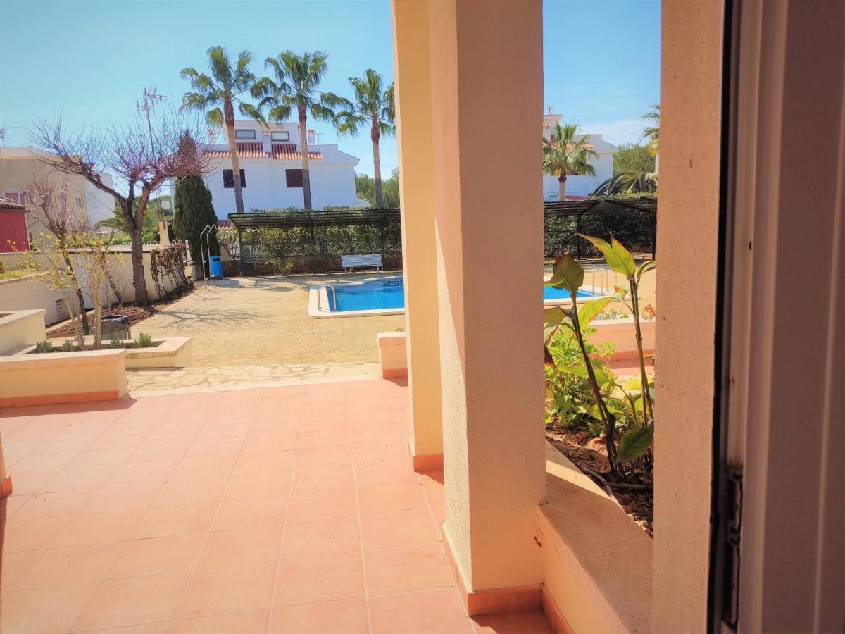 PLANTA BAJA CON TERRAZA CHILL OUT en primera linea TRES PLAYAS Albert Villas Alcossebre Exterior foto